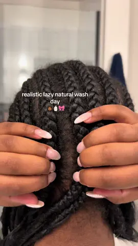 Where are my lazy naturals at ? 🤭 Me and a slick back are locked in 🤞🏾 I love my hair, but I would be lying if I said it wasn’t a hassle to deal with 😭😭  #lazynatural #naturalhairroutine #naturalhairstyles #naturalhair #blackgirlhair 