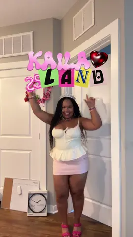 Kaila-land 2️⃣5️⃣ Party OOTD 🥳🩷 • • Bracelets @JoyousSmilesShop Eyeshadow @Adriana Nichole Cosmetics  • • #kailaland25 #OOTD #outfitoftheday #kailatheangel #birthdayoutfit #25thbirthday #birthdayparty #partyoutfit #birthday  