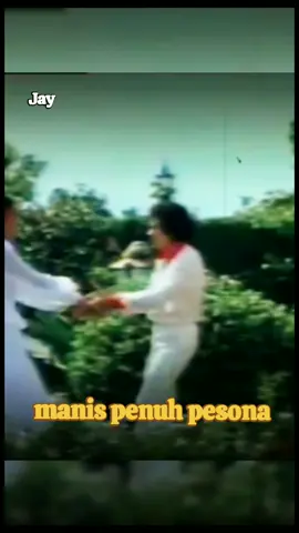 Gulali #gulali #rhomairama #rhoma #soneta #dangdut #show #original #dangduttiktok #videomusik #video #lagukenangan #jadul #film #fypシ゚viral #fypage #fyppppppppppppppppppppppp 