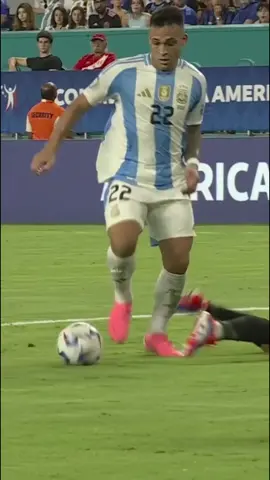 ¡El 'Toro' Lautaro Martínez, modo Goleador ante Perú para darle una nueva victoria a Argentina en la #CopaAméricaxWIN! ⚽🔥🇦🇷