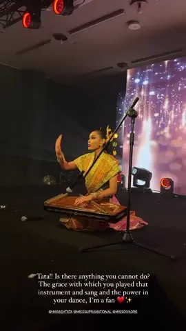 permainan kecapi yang begitu syahdu dari @tataharashta 😍 #misssupranational #misssupranationalindonesia #malopolska #nowysacz #indonesia #puteriindonesia #kamunanya #yayasanputeriindonesia @Puteri Indonesia 🇮🇩