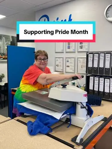 Pride T-Shirts for the KiiWii Team! 🩷❤️🧡💛💚🩵💙 KiiWii Keith decided to make his team printed pride t-shirts 👕 Celebrating and supporting pride month within the business is important to Keith, pride month is close to our hearts. He thought what better way to show solidity, than making rainbow t-shirts for the KiiWii team 🏳️‍🌈  #Pride #pridemonth #pridemonth🏳️‍🌈 #prideclothing #smallbusinesspride #pridetshirt #tshirt #tshirts 