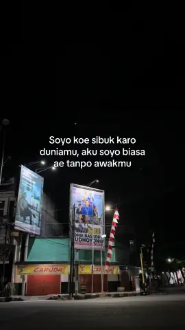 🙃 #jowobagiancidro #trenggalekstory #sadstory #soundviraltiktok 