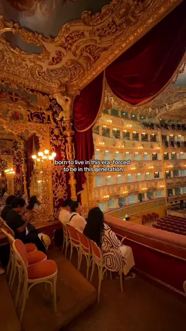 how beautiful it is #venice #italy #lafenice #italia #inspiration #traveltiktok #livingabroad #opera 