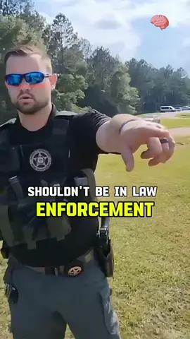 Put Your Hands Behind Your Back!🗣️ #knowyourrights #corruptcop #cops
