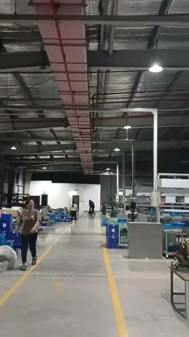 hình ảnh những con báo thủ trong công ty🤣
