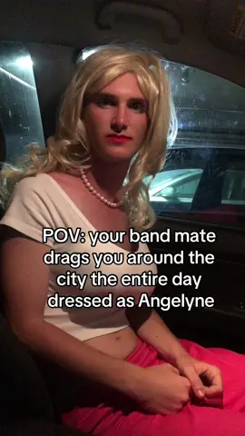 #angelyne #musicvideo #sabrinacarpenter 