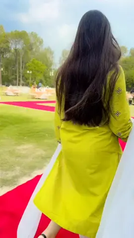 @Punjabi Queen 👑 #FORYOU #foryoupage #tiktokteemdontunderviwemyvideo #tiktokteemunfreezmyacoont #firstvideo #islamabad 