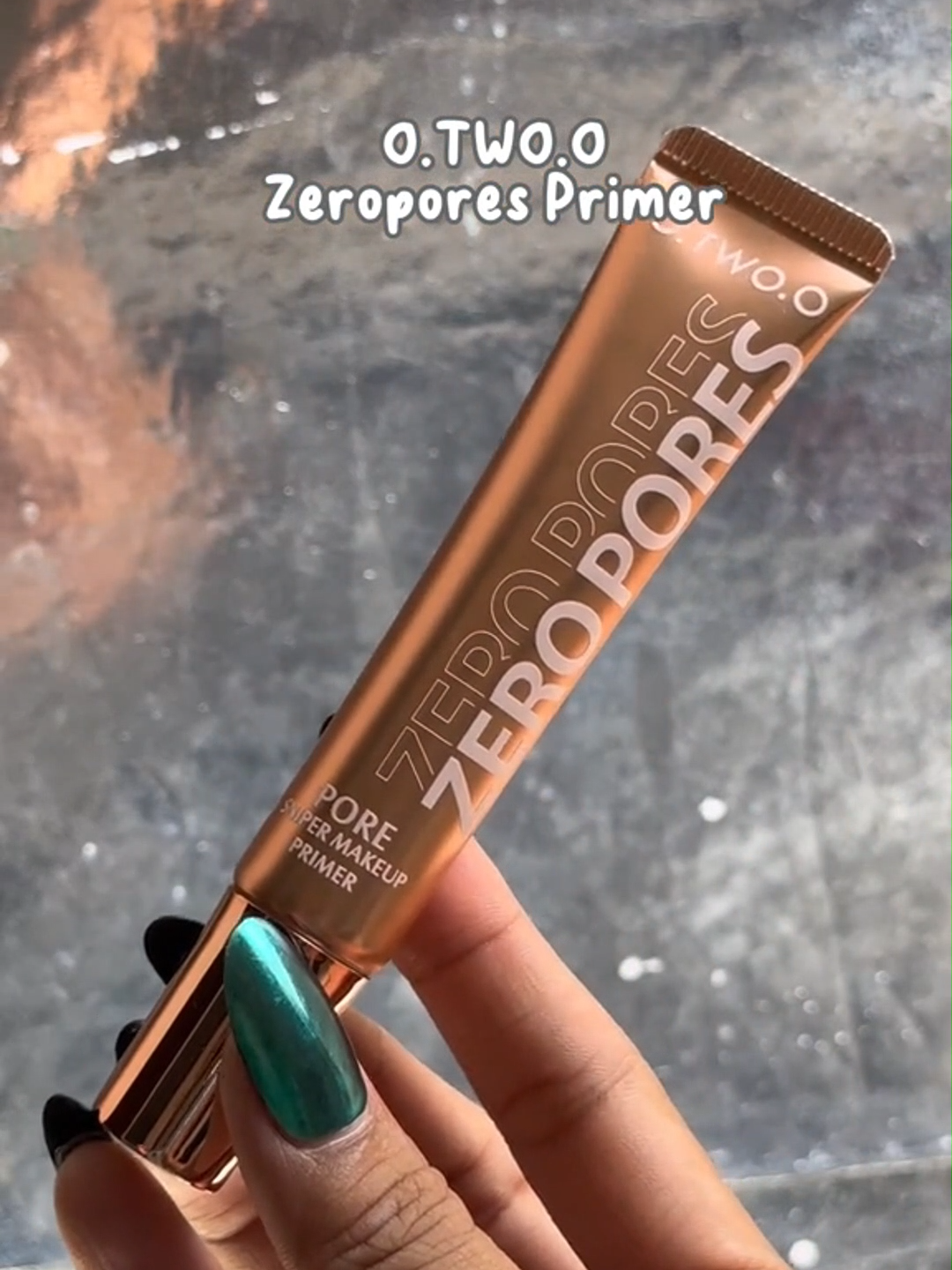 This is a makeup primer that hides pores #otwoo #otwooid #makeup #beautytips #makeuptutorial #primer