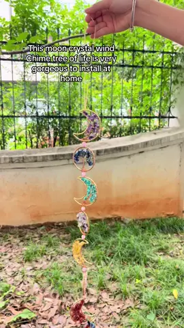 So gorgeous #crystals #crys #crystaltok #homedecor #gorgeous #beautiful #drawingroom #bedroom #corridor #windbell #windchime #dealsforyoudays #tiktokshopdealsforyoudays 