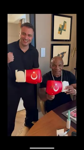 Yarınki maç için Mike Tyson’ın imzaladığı Türk bayraklı eldiveni gururla takdim ediyorum. Her birinizin zafer için mücadele ruhunu yansıtan bu eldiven, sizlere şans getirsin. Hepinizin başarısına inanıyor ve destekliyoruz. Sahada göstereceğiniz güç ve azim için şimdiden tebrikler. 🇹🇷🇹🇷🇹🇷 I proudly present the Turkish flag boxing glove signed by Mike Tyson for tomorrow’s match. May this glove, which reflects the fighting spirit of each and every one of you for victory, bring you luck. We believe in and support everyone’s success. Congratulations in advance for the strength and determination you will show on the field. #miketyson #millitakim🇹🇷 #türkiye #uefa2024 #almanya #fyp #fypviralシ #tiktok @millitakimlar @Mike Tyson @Tarkan @Hakan Çalhanoğlu 