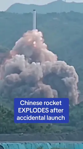 A Chinese space rocket was accidentally fired, soaring into the sky before exploding in a huge fireball following a disastrous unplanned lift-off. The Tianlong-3 rocket made by Spaceflight, was seen accidentally lifting off from the city of Gongyi in central China on Sunday. According to the company, the flight happened 'due to the structural failure of the connection between the rocket body and the test platform', which led to the first-stage rocket leaving the launch pad. #china #space #tech #rocket #fire #crash 