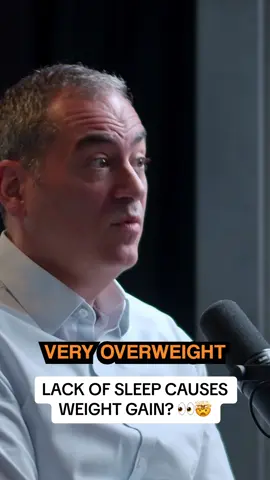 Could the lack of sleep cause you to gain weight? I had a sleep scientist on the Diary of a CEO to reveal everything about sleep 😨 #podcast  #podcastclips #clips #diaryofaceo #sleep #expert #science #dreams #weightgain #interview #doctor #expert #facts 