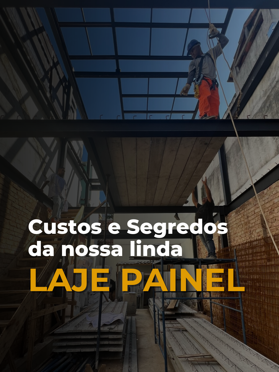 ESSA LAJE GEROU + DE 28% DE ECONOMIA! No vídeo anterior expliquei as vantagens e diferenciais da laje mini painel treliçado, vocês pediram mais detalhes sobre como executar, custos e prazos, então tá aí, como prometido ;) Um comparativo básico: - Lajes maciças: R$400/m2, demoram o dobro do tempo pra executar e são bem mais pesadas (aumentam os custos com vigas, pilares e fundações) - Lajes mini-painel treliçado: R$289/m2, rápida de executar, + leve, e com acabamento inferior bem melhor! Ou seja, pra quem gosta da estética de concreto aparente, é sem dúvidas a MELHOR ESCOLHA. Se não faz sua cabeça, dá pra pintar de branco, por exemplo, e ainda aproveitar o efeito do ripado, economizando em reboco, massa, etc... A galera gasta uma grana comprando revestimentos e texturas que imitam concreto ou cimento queimado... Porque não usar o natural logo? Sua laje provavelmente foi feita de concreto, aí vc colocou mais umas 3 ou 4 camadas de outros materiais pra depois tentar imitar o material que já existia antes, dá pra entender? Quem tá ganhando com isso? 🤷🏻‍♀️ Eu conto ou vocês contam? #laje #concreto #engenharia #construcaosustentavel #casadossonhos #casadevila