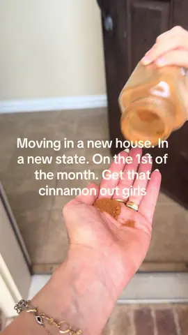 I am no witch but We are not taking any chances this year. Firat of the month. New house. New state. No job in a month. Getting the cinnamon out. #cinnamonritual #1stofthemonth #september1st #cinnamonabundance #settingintentions #blowcinnamon #cinnamonritualforprosperity #moneymindset #moneyflowsyourway #iamrich #cinnamonrituals #blowcinnamononyourdoor 