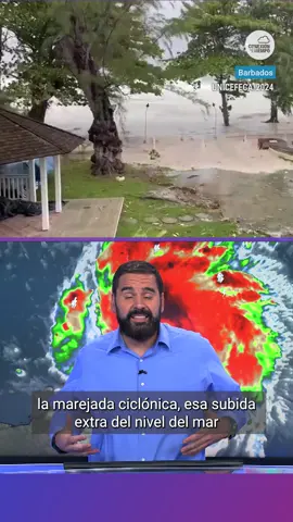 🚨🌀 #Beryl: El huracán Beryl avanza hacia el Caribe. Este poderoso huracán acaba de impactar sobre las Antillas Menores con categoría 4 y vientos de 150 mph. La amenaza ahora se dirige hacia la zona del Caribe y podría llegar a finales de semana sobre Yucatán y Belice. 🔍 Mantente informado y toma precauciones @alberteltiempo. Somos Tu Conexión con el Tiempo en The Weather Channel en Español. Tenemos más información 📱🖥️ en tu streaming favorito. Síguenos 👉📲 link en bio. #huracánberyl #clima #antillasmenores #Yucatán #Belice #alertameteorológica #beryl #temporadadehuracanes #temporadadehuracanes2024 #wx #video #meteorologia #eltiempo #español #españoltiktok #tiktokespañol #fyp #conexionconeltiempo #fypシ