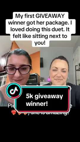 #duet with @Michele || Beauty #Unboxing I had so much fun doing this duet, i did not even watched the video. My excitement is very genuine and im so happy for you Michele. Thank you for your support and constant love, you will get to 5K in no time. #Unboxing #winner 