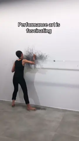 “Link” performance art by IG/mayasachweh