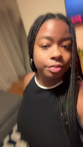 help. I’m so indecisive. I look crazy or nah 😭 #braids #boxbraids #blackgirltiktok #blackgirlhairstyles #fyp #tiffanypatrice 