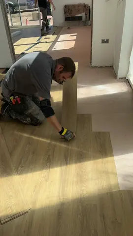 After the leveling compound has cured, we then fit the floor covering👏 #oddlysatisfying #satisfying #flooring #floorcovering #lvt #lvp #vinyltile #selfleveling #selfsmoothing #glue #skilledtrades 