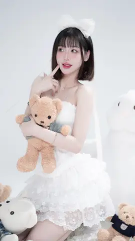 Concept chụp với gấu bông cute quá đi nè #xuhuong #lothostudio #beauty #chupanhhanoi #photography #nangtho #chupanhnangtho #chupsinhnhat 
