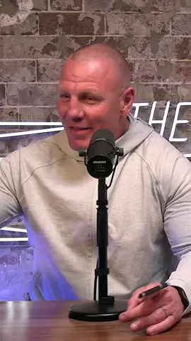 Luke Lewis’ Gym Routine 💪 	•	Day 1: Push. Barbell bench press  	•	Day 2: Pull. Barbell deadlifts  	•	Day 3: Legs. Barbell squats  Jimmy Maloney’s Gym Routine 🌋 	•	Every Day: Play FLOOR IS LAVA  Link in the bio for new post Origin 2 Podcast 🎧 and YouTube 📺 episode. #journeymen #byeround