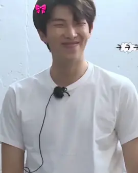 namjoon cute mode 😖🤏🏻 #rm  #namjoon #kimnamjoon #rmbts #bts #bts_official_bighit #btsarmy #fyp #xyzbca  ib : @Heeseung & Beomgyu 