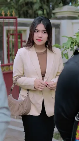Terjebak cinta palsu. #TikTokTainment #TikTokSeries #viral #trending #drama #foryou #fyp #fypシ #viralbanget #dramakeluarga #viraltiktok #terkini #terbaru #viralbanget #TiktokSeries #sinetrontiktok @Juan.Ardhito @Raka Abimana @Jinny 