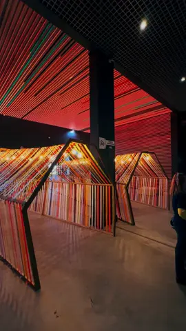 Túnel de entrada Arraiá Elisa Andreoli 🤎 #decoração #festajunina #arraiá #colégio #cinematic #viral