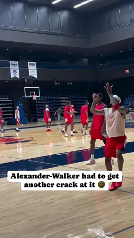 Nobody wants to be the guy that ends the run 😅