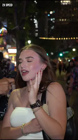 2 College Students Compete To Prove Who’s Smarter #comedy #college #6thstreet #streetinterview 