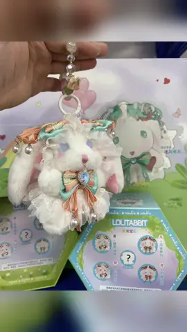 Lolitabbit น้องกระต่ายโลลิต้า พร๊อพจัดเต็ม ห้อยกระเป๋าได้ #กล่องสุ่ม #กล่องจุ่ม #blindbox #arttoy #ตุ๊กตาห้อยกระเป๋ #กระต่ายโลลิต้า #lolitabbit