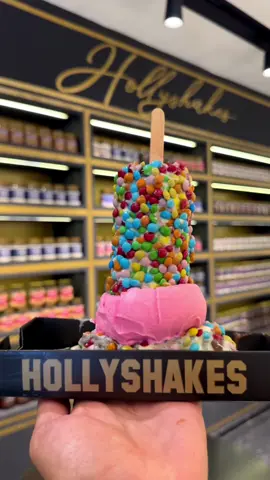 Your favourite ice cream hits again 😍🔥#hollyshakes #hollystick #fyp #icecream #chocolate 
