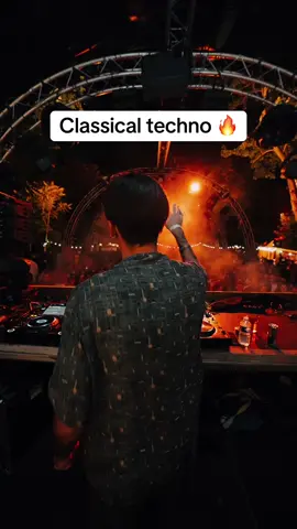 Classical techno need to be a genre on his own! 🎻🖤