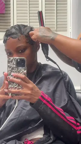 Ive been wanting to cut my hair for the past 2 years and i finally did it 😍  ##pixiecut##haircut##fyp##bigchop
