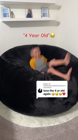 Replying to @AshleyGonzalezCardona Our snuggling station 🥰🥰 #beanbag #giantbeanbag #trendingbeanbag #adultbeanbag #fyp 