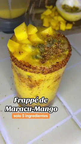 Frappé de Maracu-Mango con solo 5 ingredientes 🌴🥭 #Receta #comidatiktok #frappe #tiktokfood #mango #maracuya 