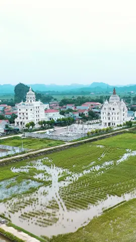 Tiếp tục lên 2 biệt thự Ninh Bình các bác biết của vị đại gia nào không ạ #laudai #ninhbinh35