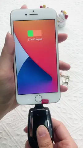 This mini keychain charger is lightweight and portable ⚡️😉#powerbank #charger #portablecharger #portable #minipowerbank #keychaincharger #tiktokshop 
