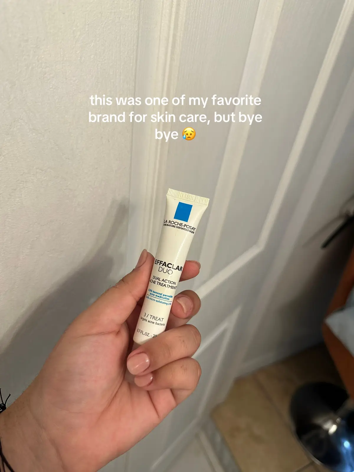 @La Roche-Posay dissapointed me in so many ways   :( will never use one of their products again sadly  #fyppppppppppppppppppppppp #skincare #larocheposay #allergicreaction 