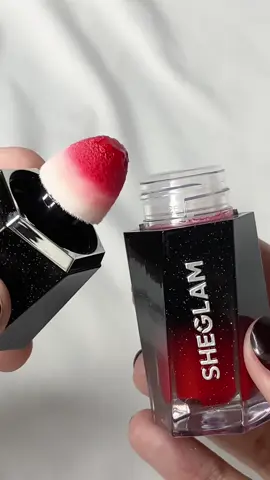 𝑺𝑯𝑬𝑮𝑳𝑨𝑴 𝑪𝒐𝒍𝒐𝒓 𝑩𝒍𝒐𝒐𝒎 𝑫𝒆𝒘𝒚 𝑳𝒊𝒒𝒖𝒊𝒅 𝑩𝒍𝒖𝒔𝒉 🎀 Featured shade: 🌙 Hollywood You can find all this beautiful collection at @SHEGLAM  Have you tried SHEGLAM blushes? —————————————- .  #SHEGLAM #SHEGLAMcollection #sheglamxmarilynmonroe #SHEGLAMmakeup