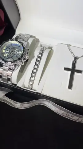 Very cool watch set #watch #necklace #bracelet #watchset 