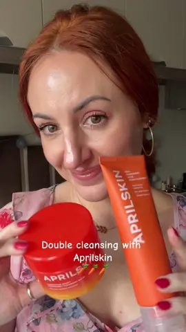 🥕 Double Cleansing Magic with @APRILSKIN ! 🥕 Ready to level up your cleansing game? Let's dive into my favourite double cleansing routine using Aprilskin's amazing products! 🌟 sᴛᴇᴘ 𝟷: ᴄᴀʀʀᴏᴛᴇɴᴇ ɪᴘᴍᴘ™ ʜʏᴅʀᴏᴍᴇʟᴛ ᴄʟᴇᴀɴsɪɴɢ ʙᴀʟᴍ 🥕 This K-beauty No.1 cleansing balm is non-comedogenic and melts away makeup, sebum, and blackheads in just one use – no fuss, no mess! 😮 🥕 It's infused with carrot extract, giving it a natural orange colour, and Carrotene IPMP to soothe irritated skin and keep it calm and healthy - 𝘪𝘵'𝘴 𝘭𝘪𝘬𝘦 𝘮𝘢𝘯𝘨𝘰 𝘴𝘰𝘳𝘣𝘦𝘵! 𝘐 𝘢𝘭𝘮𝘰𝘴𝘵 𝘸𝘢𝘯𝘵 𝘵𝘰 𝘦𝘢𝘵 𝘪𝘵! 🤭 🥕 The Hydromelt formula, enriched with orange flower oil and grapefruit peel oil, keeps your skin hydrated even after cleansing – no oily or waxy feeling, just perfectly balanced hydration! 💦 sᴛᴇᴘ 𝟸: ᴄᴀʀʀᴏᴛᴇɴᴇ ᴄʟᴀʀɪғʏɪɴɢ ғᴏᴀᴍ ᴄʟᴇᴀɴsᴇʀ 🥕 This powerful foam cleanser removes 99.99% of acne-causing impurities, enhancing the cleansing effect of the balm 🌿 🥕 It cares for excessive sebum to prevent acne formation, leaving your skin feeling balanced and refreshed – no after-tightness! 💦 Trust me, once you try this double cleansing routine with Aprilskin, you'll never want to go back! Say goodbye to dirt, makeup, and impurities, and hello to clean, healthy, and glowing skin! 💕 Have you tried double cleansing or any Aprilskin products? Share your experiences in the comments below! 💭 *ɢɪғᴛᴇᴅ @medicube_official @Medicube Global #aprilskin #doublecleansing #blackhead #skincaretips #cleansingoil #koreanskincare #cloggedpores #clearskin #smoothskin #cleansingbalm #APRILSKIN #carrot #mango #orange #noncomedegenic #cleansing #melts #mangosorbet #foamcleanser #beauty #TikTokBeauty #tiktokskincare #freshskin #healthyskin #makeupremoval #makeupremover #eveningroutine 