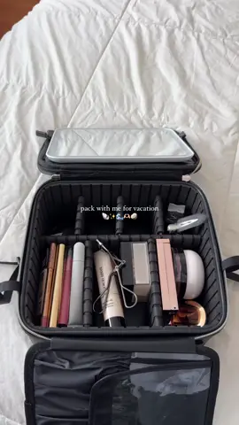 Packing makeup bag asmr 🤍 Tap Links on bio to shop Travel bags & essentials cr jessica #travelbag#travel#amazonfinds#travelessentials#travelmusthaves 