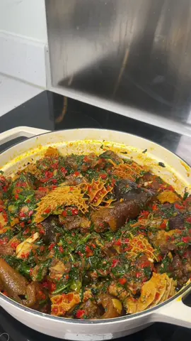 Imagine coming home to this Efo- riro! 😍 Ingredients:  Assorted meat  Spinach  Red bell pepper, scotch bonnet & onion  Palm oil Seasoning:  Jumbo chicken stock  Crayfish powder Smoked prawns  Stockfish fillet  #fypage #fyppppppppppppppppppppppp #nigerianfood #nigeria #eforiro #spinachstew #africantiktok #AfricanFood #london #catering #food #foodporn #foodblogger 