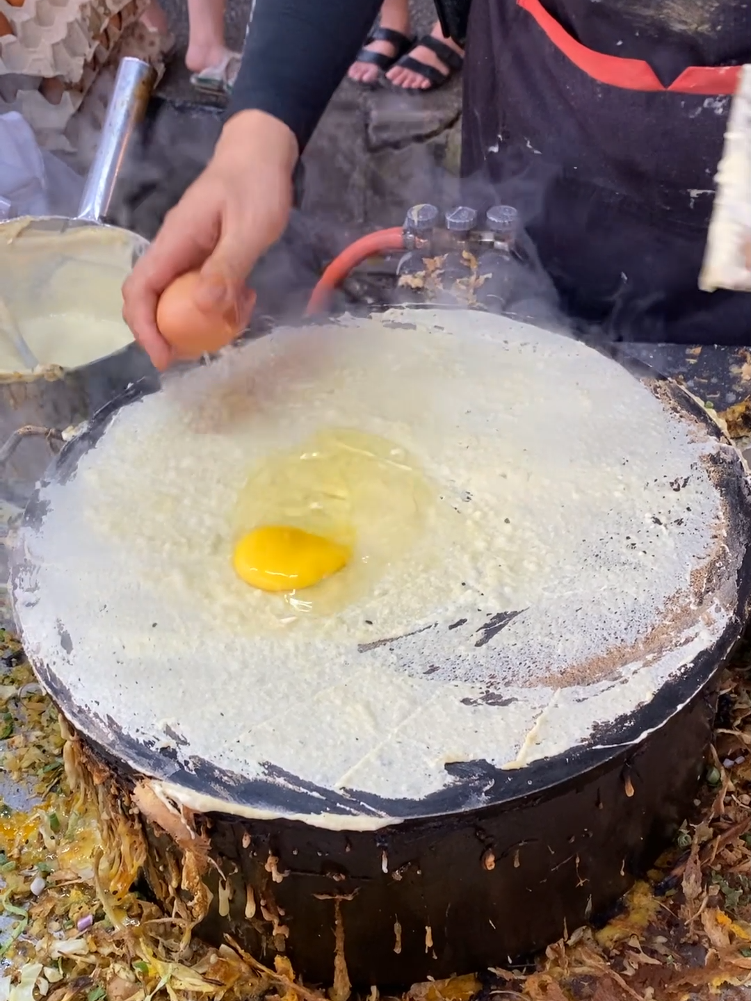 Chinese Traditional Crepe Jian Bing in Malaysia Night Market #food #Foodie #fyp #trending #viralvideo #foryou #viral #trend #fypシ #video #foryoupage #tik_tok #fooddilextiktok