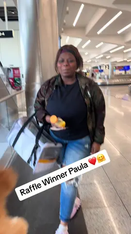 Remember when Paula won the raffle in December? Well she got her baby a few months ago, and shes in l❤️ve with her!! 🤩😍🤗  Thanks for participating!! *$75 per entry * You’re responsible for pickup * You’re responsible for late fees * The puppy itself costs nothing outside of your raffle entry, and details above 🐾 #fluffypuppiesofga #cute #toypoodle #funny #playdates #rafflewinner #atlanta #puppies #won #houston 