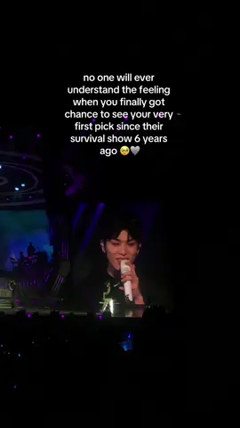 not knowing that the spark is still there, i saw him grow 🥹🫠🩶 #jeongwoo #jeongwootreasure #treasure #rebootinjakarta #treasureinjakarta #rebootrelaytour #rebootrelaytourinjakarta #fyp #xyzbca #concert #treasureconcert 