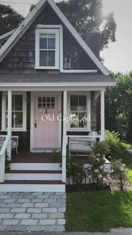 Our Rental Cottage in Harwich Port was built in the 1870’s. Travel back in time and book your Cape Cod rental for next summer🌹