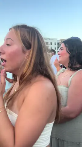 lets just say i think she got the wrong tickets LOL @abrielle 💌 #fyp #viral #trendy #concert #coleswindell #morganwallen 